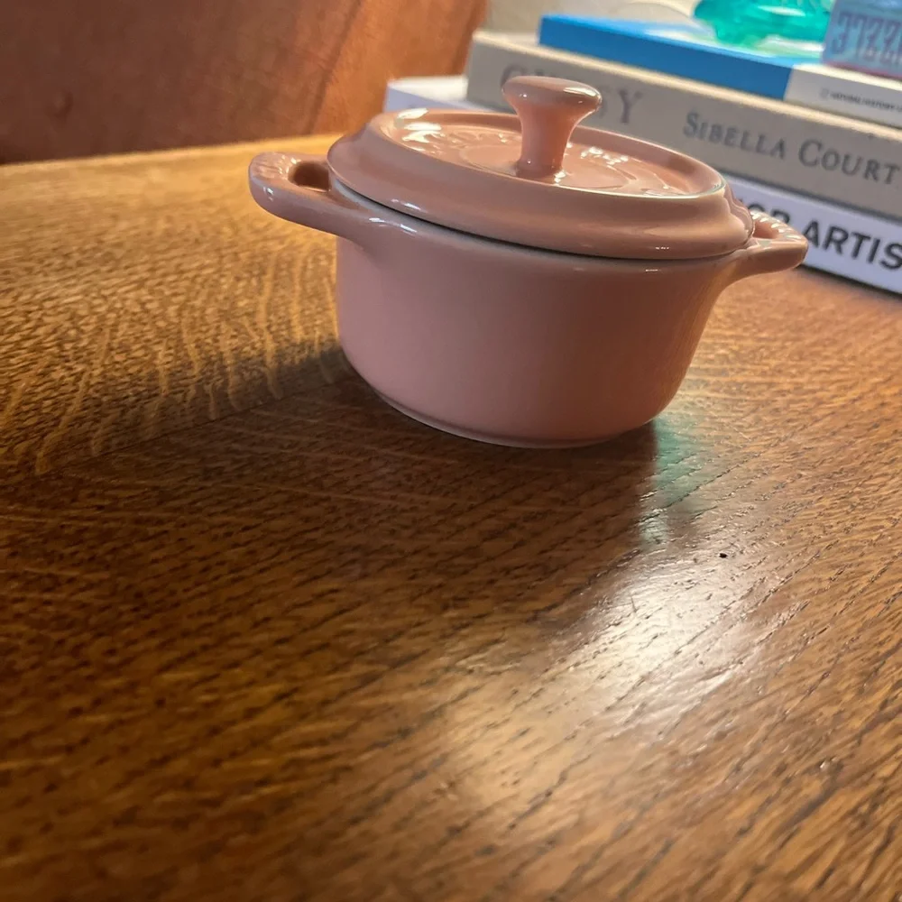 Staub Stoneware Mini La Cotte Pastel Peach 🍑 - Picture 3 of 6